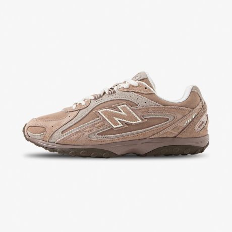 New Balance 204L