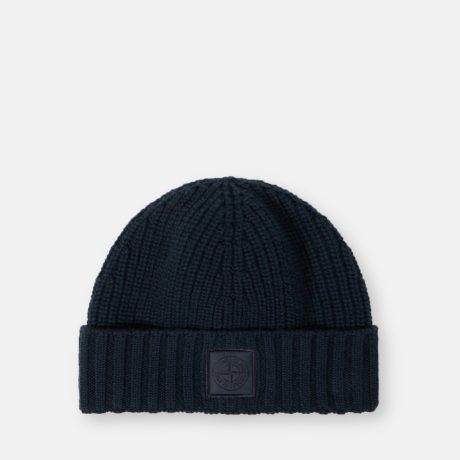 Stone Island Knit beanie with tonal Compass logo patch
