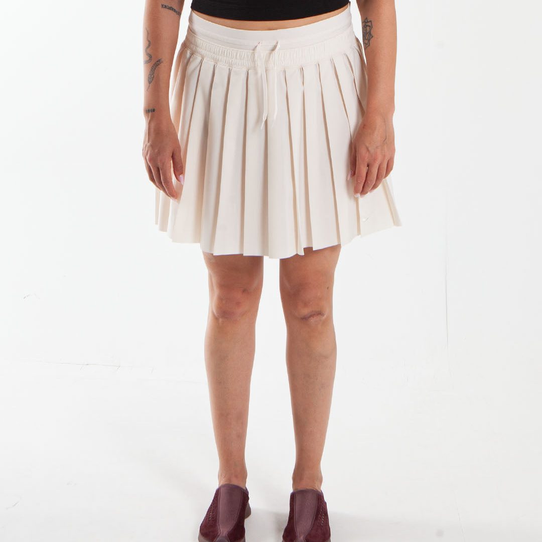 Nike Sportswear Knife Pleat Skirt